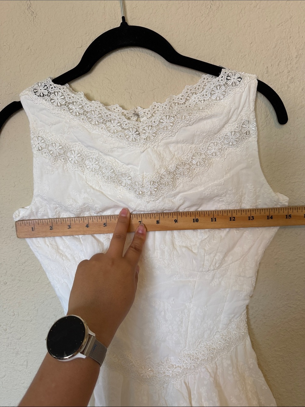 House of CB Scarlett White Embroidered Cotton Lace Trim Mini Dress size XS Long - Picture 12 of 16